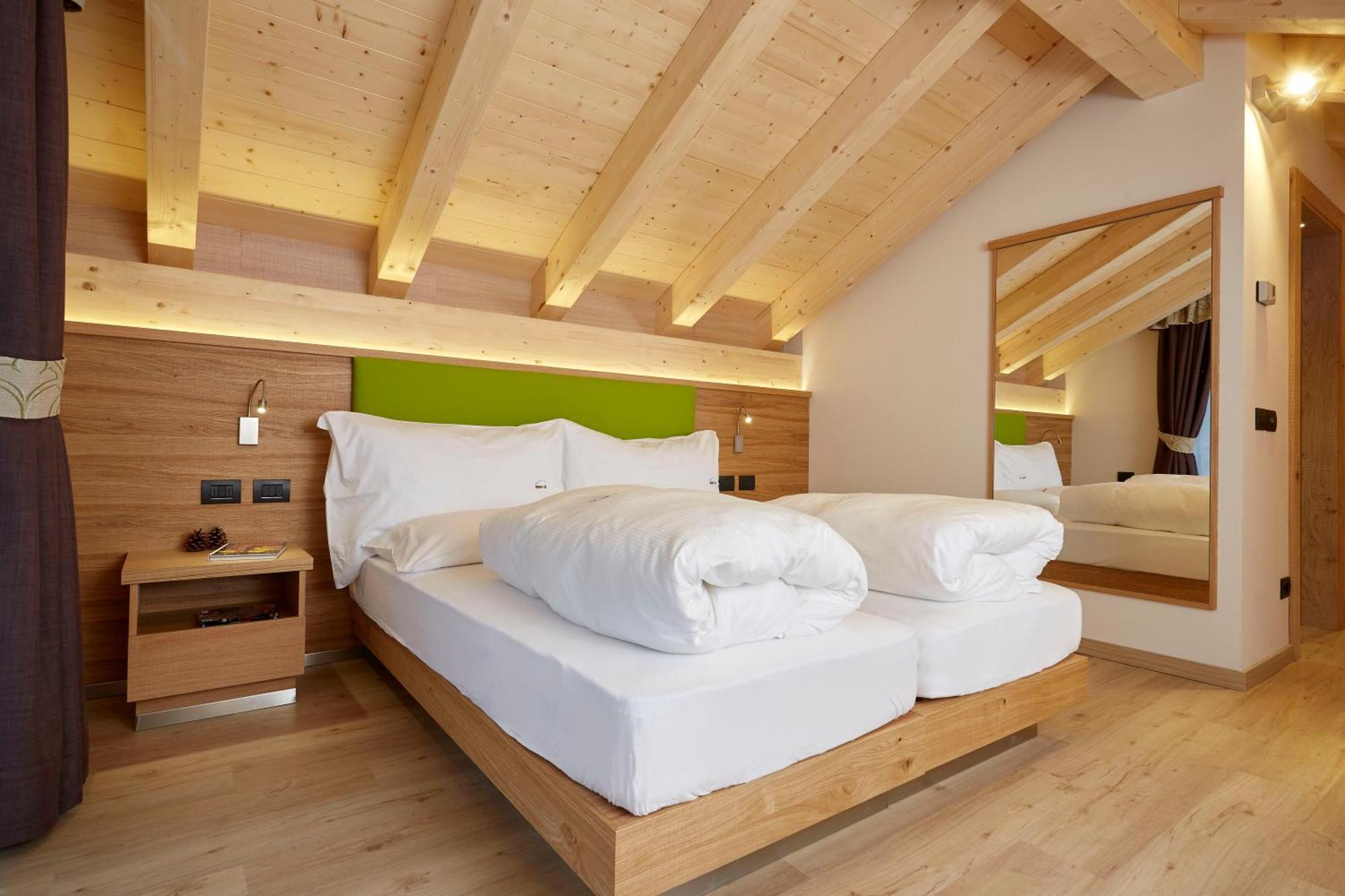 Vidor Resort Pozza di Fassa Exteriör bild
