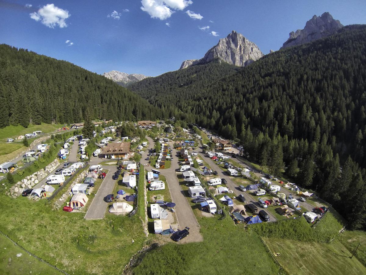 Vidor Resort Pozza di Fassa Exteriör bild