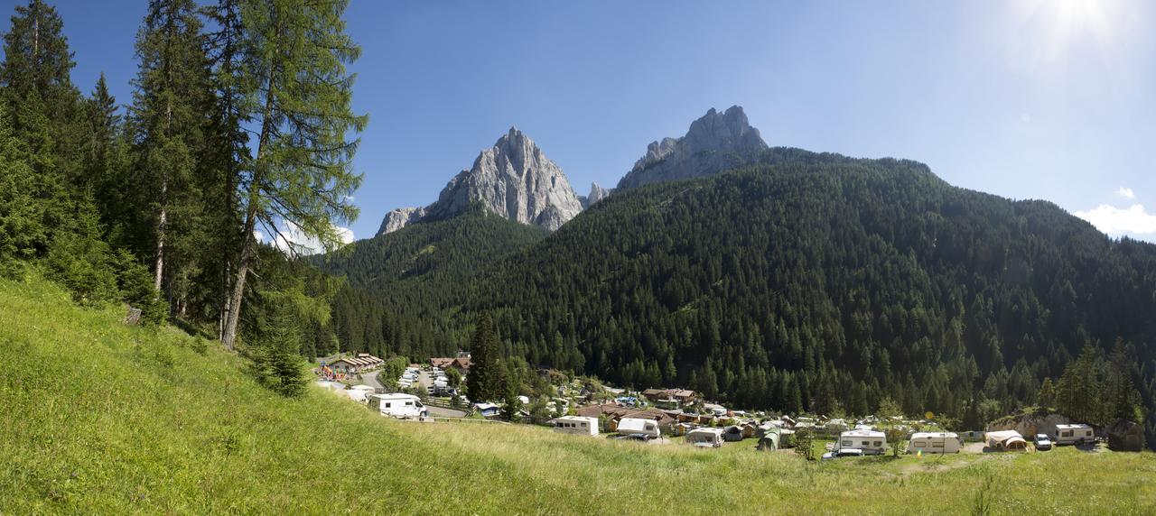 Vidor Resort Pozza di Fassa Exteriör bild